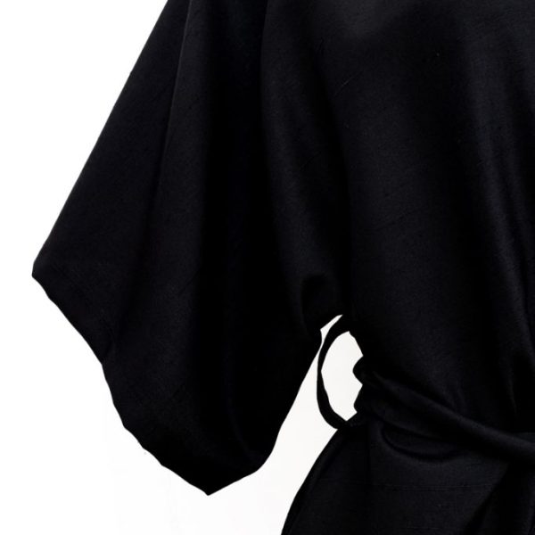black-kimono-detail-2